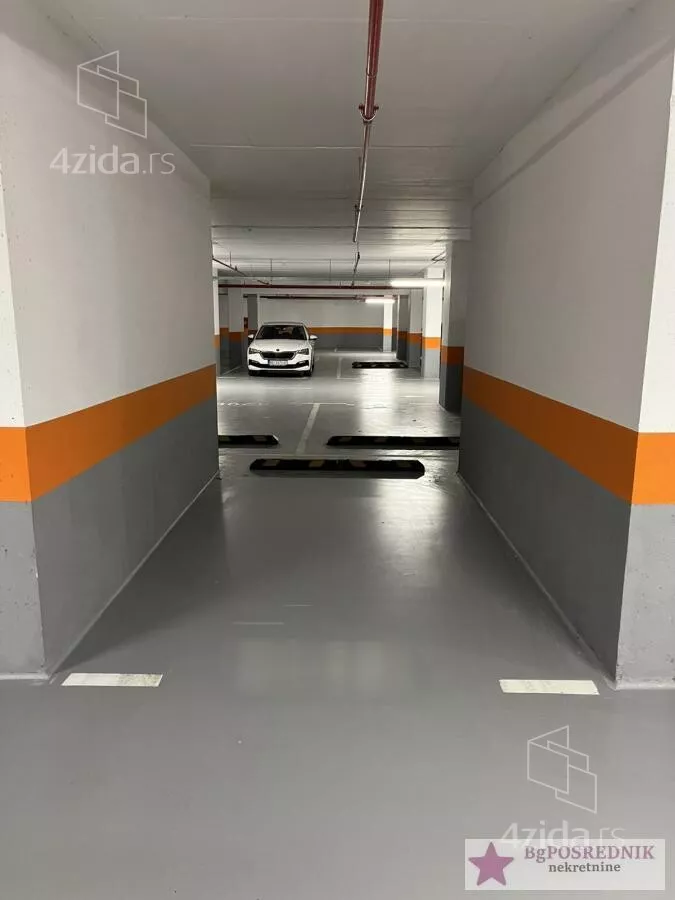 Garaža/Parking | 4zida