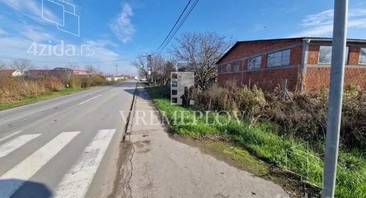 Poslovna zgrada | 4zida