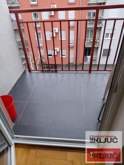 Adamovićevo Naselje | 4zida.rs