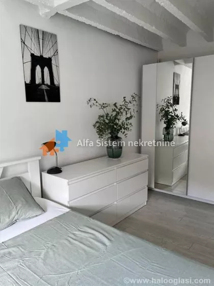 Crveni Krst Vračar | 4zida.rs