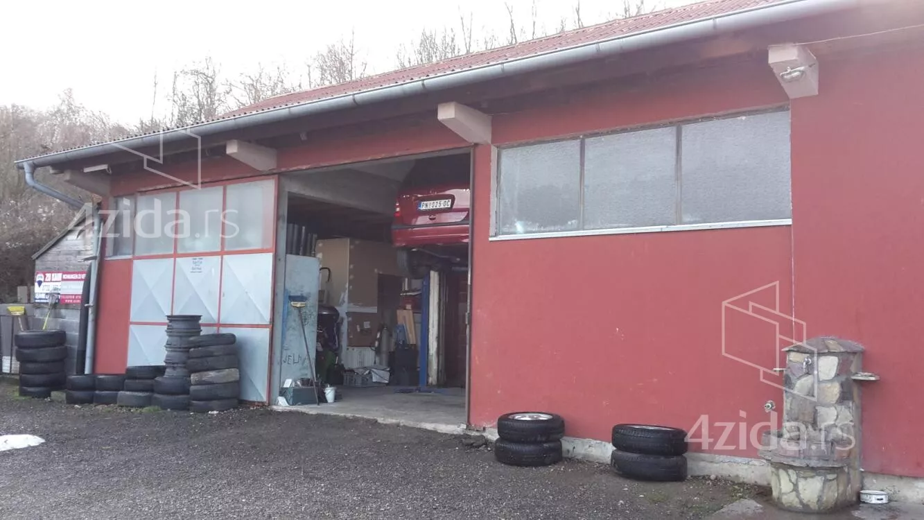 Poslovni prostor | 4zida