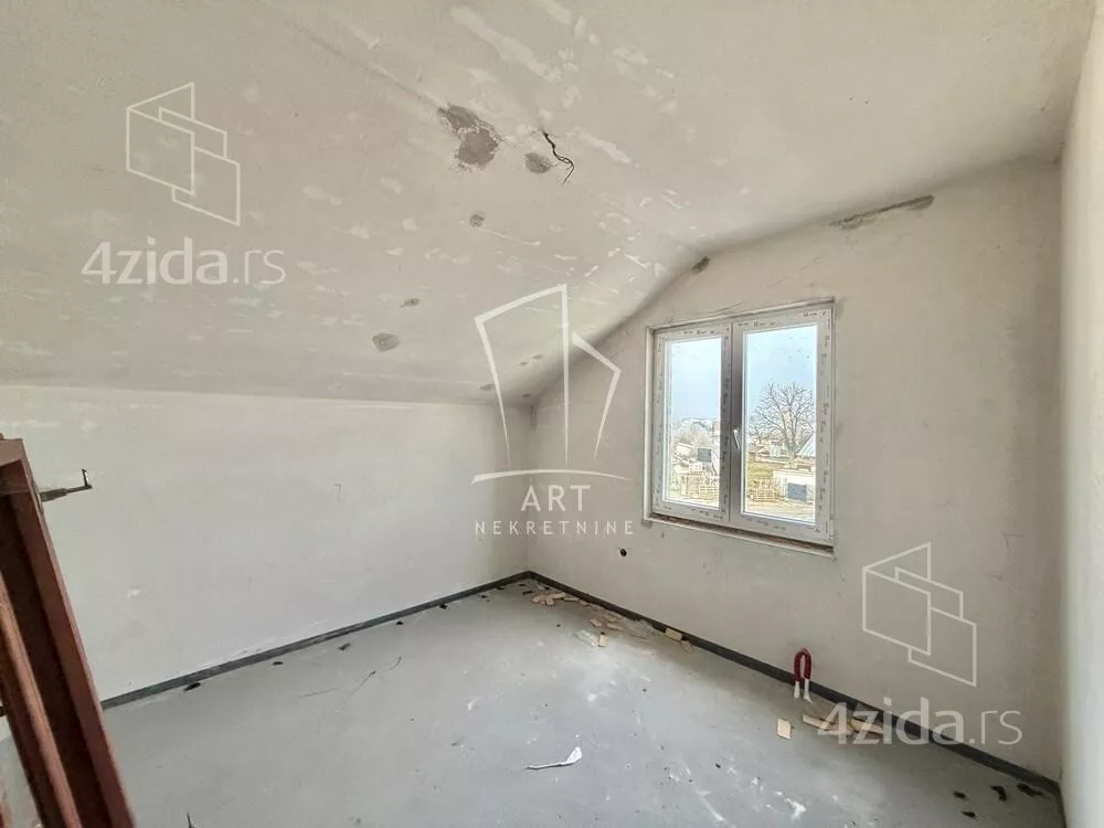 3-etažna kuća | 4zida