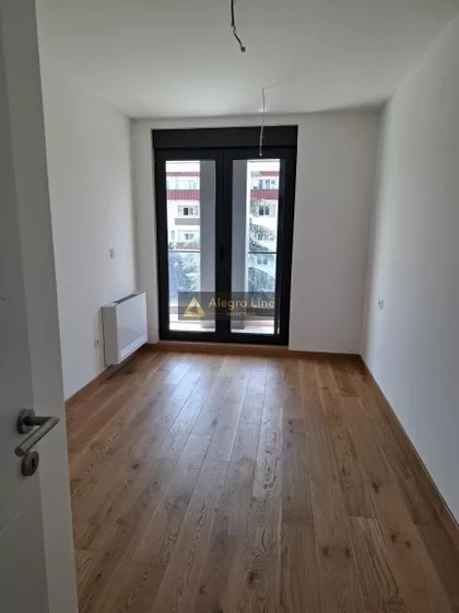 Saobraćajni fakultet | 4zida.rs