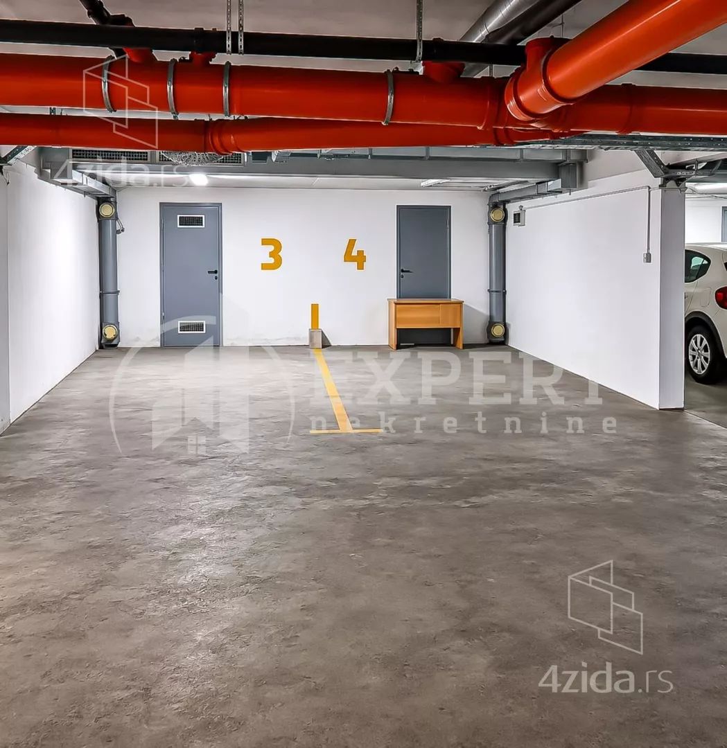 Garaža | 4zida