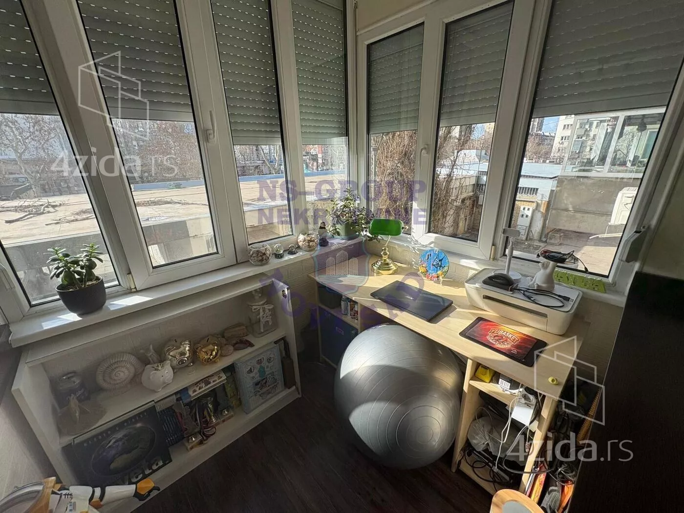 Dvoiposoban stan | 4zida