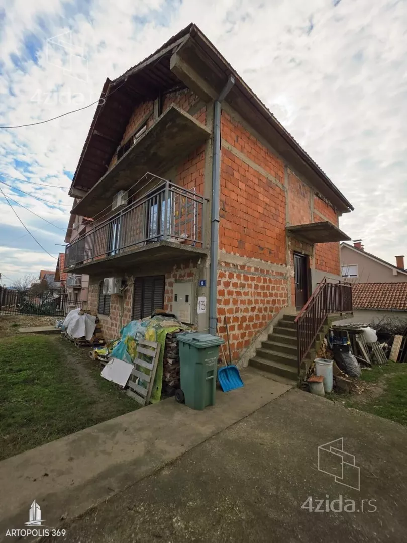 3-etažna kuća | 4zida