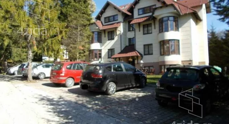 Ugostiteljski objekat | 4zida