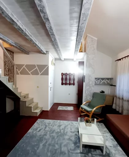 Medaković 2 | 4zida.rs