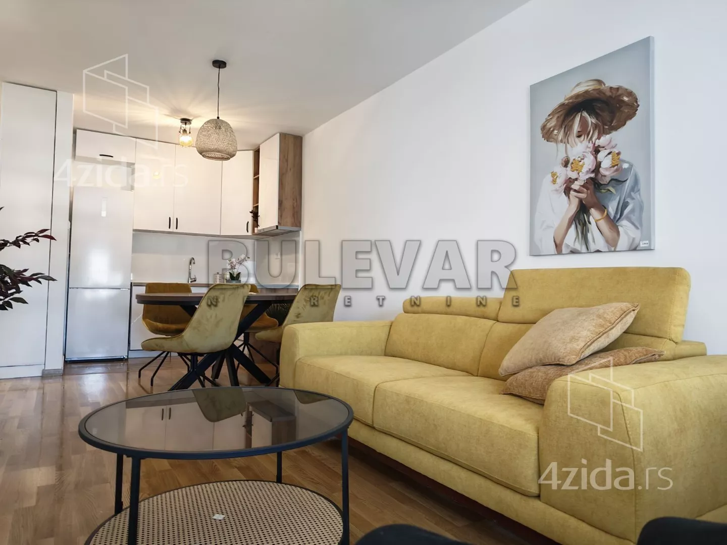 Jednoiposoban stan | 4zida