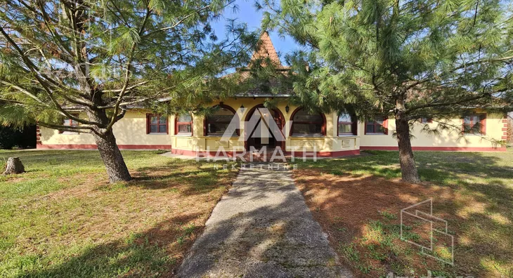 Poslovna zgrada | 4zida