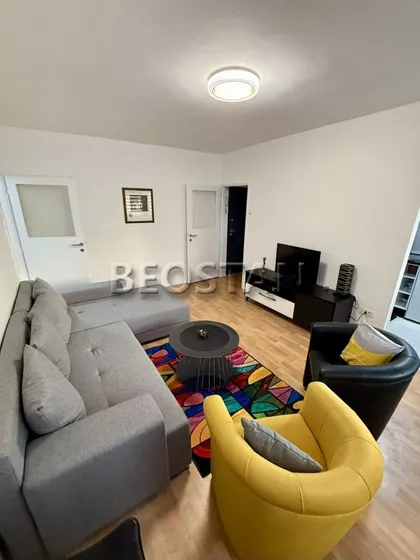 Palmira Toljatija | 4zida.rs