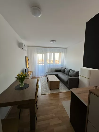 Partizanskih Baza 87 | 4zida.rs