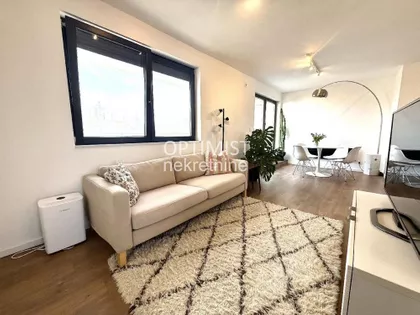 Venizelosova | 4zida.rs