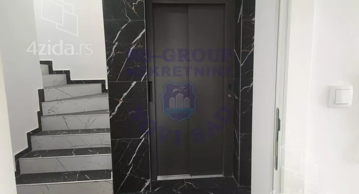 Četvoroiposoban stan | 4zida