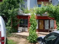 Gornji Barbeš, Okolne lokacije, Gadžin Han | 4zida.rs