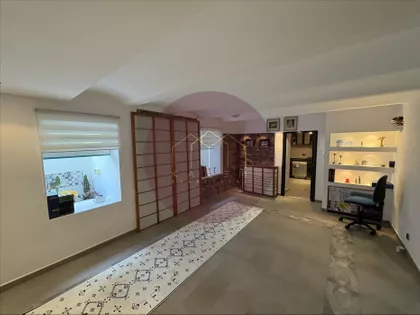 Autokomanda | 4zida.rs