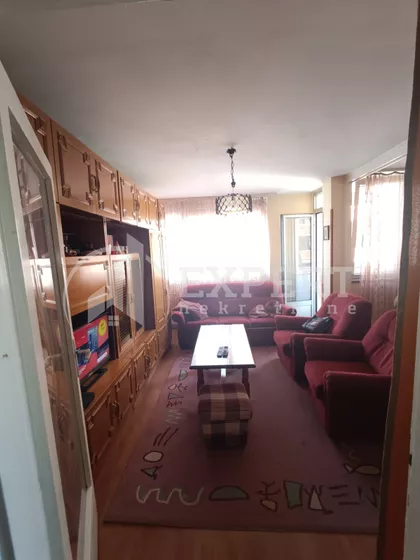 Cara Uroša | 4zida.rs