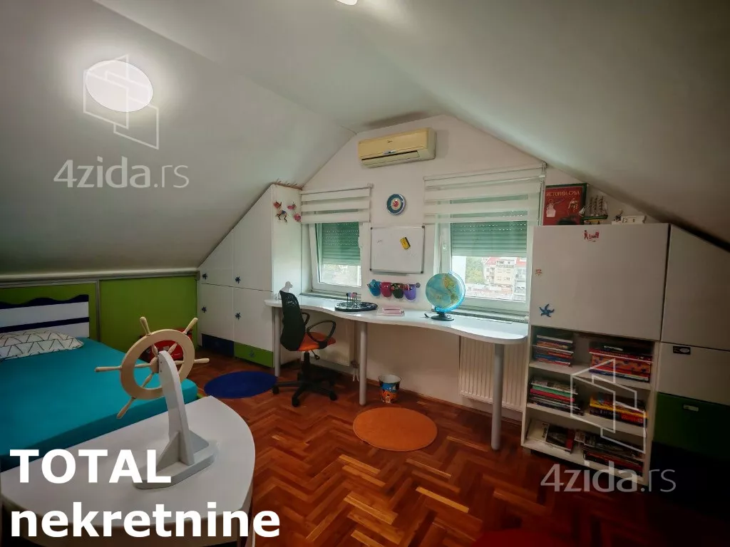 Petosoban stan | 4zida