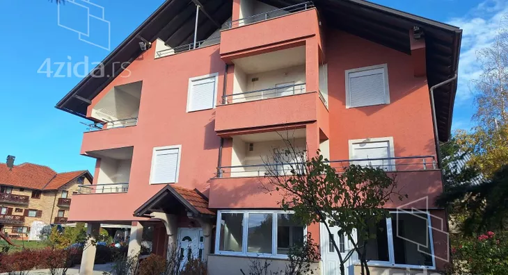 4-etažna kuća | 4zida