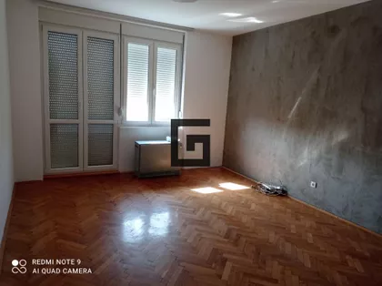 Cara Dušana | 4zida.rs