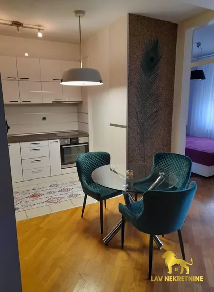 BEM LILIKE | 4zida.rs