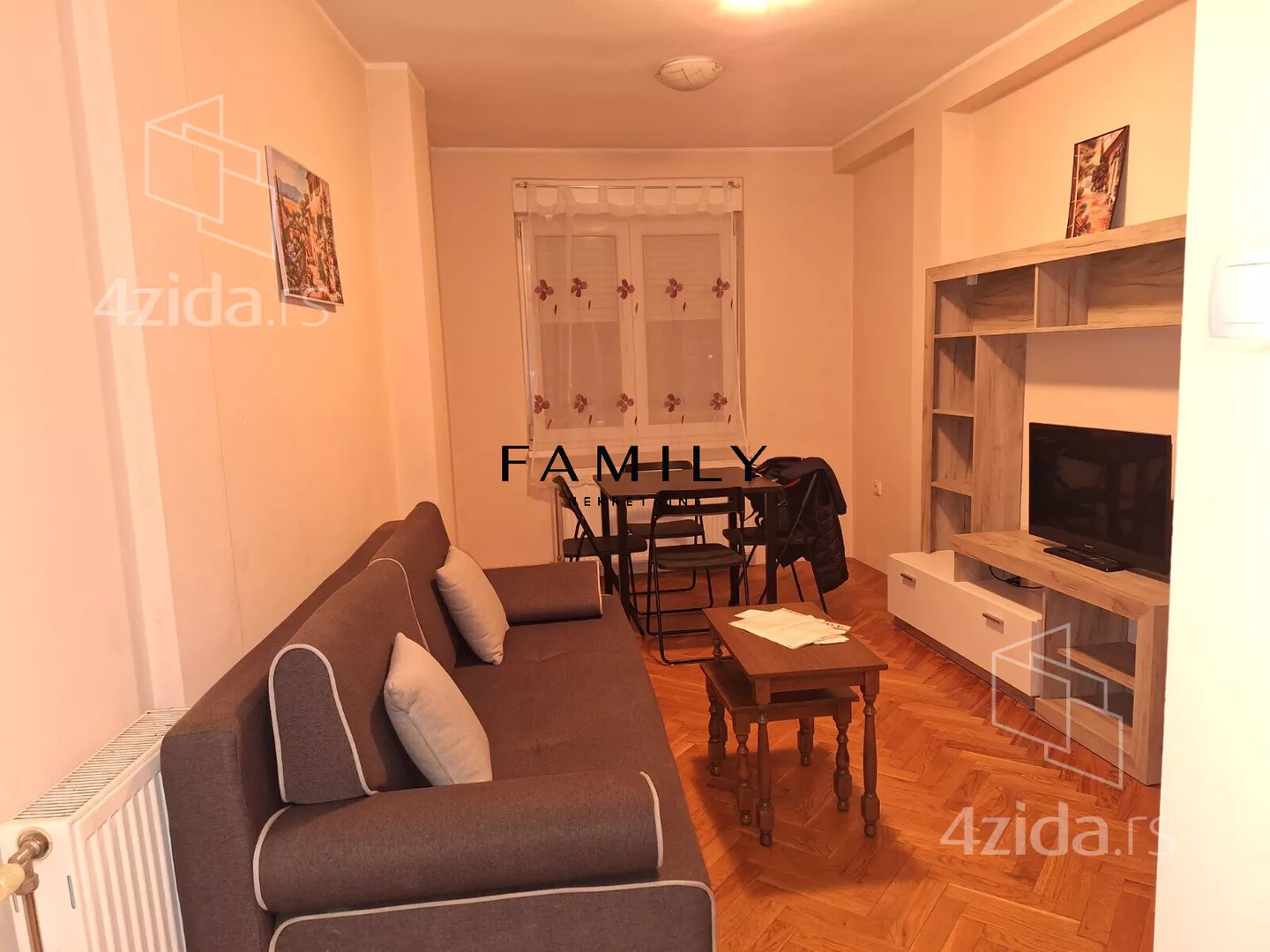 Jednoiposoban stan | 4zida