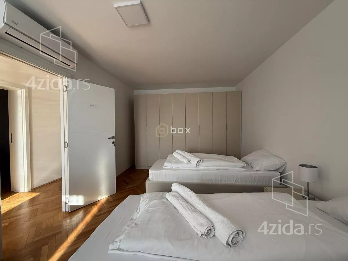 Četvoroiposoban stan | 4zida