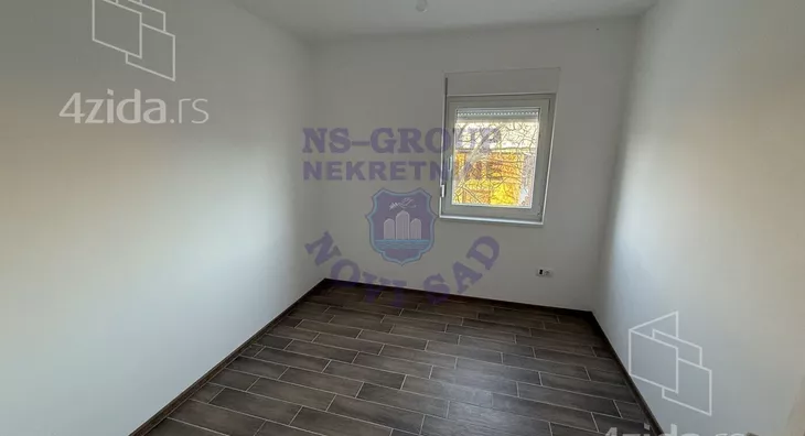 Četvoroiposoban stan | 4zida