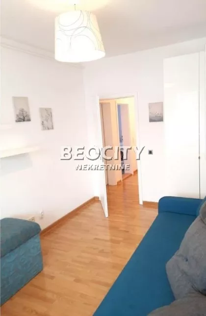 Golubačka | 4zida.rs