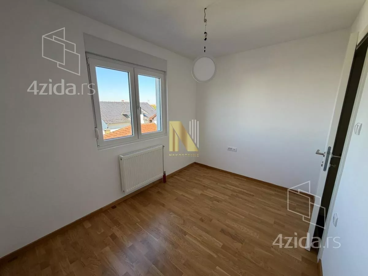Šestosoban stan | 4zida