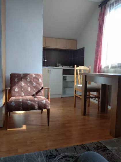 Pilota Zorana Vučkovića 2 | 4zida.rs