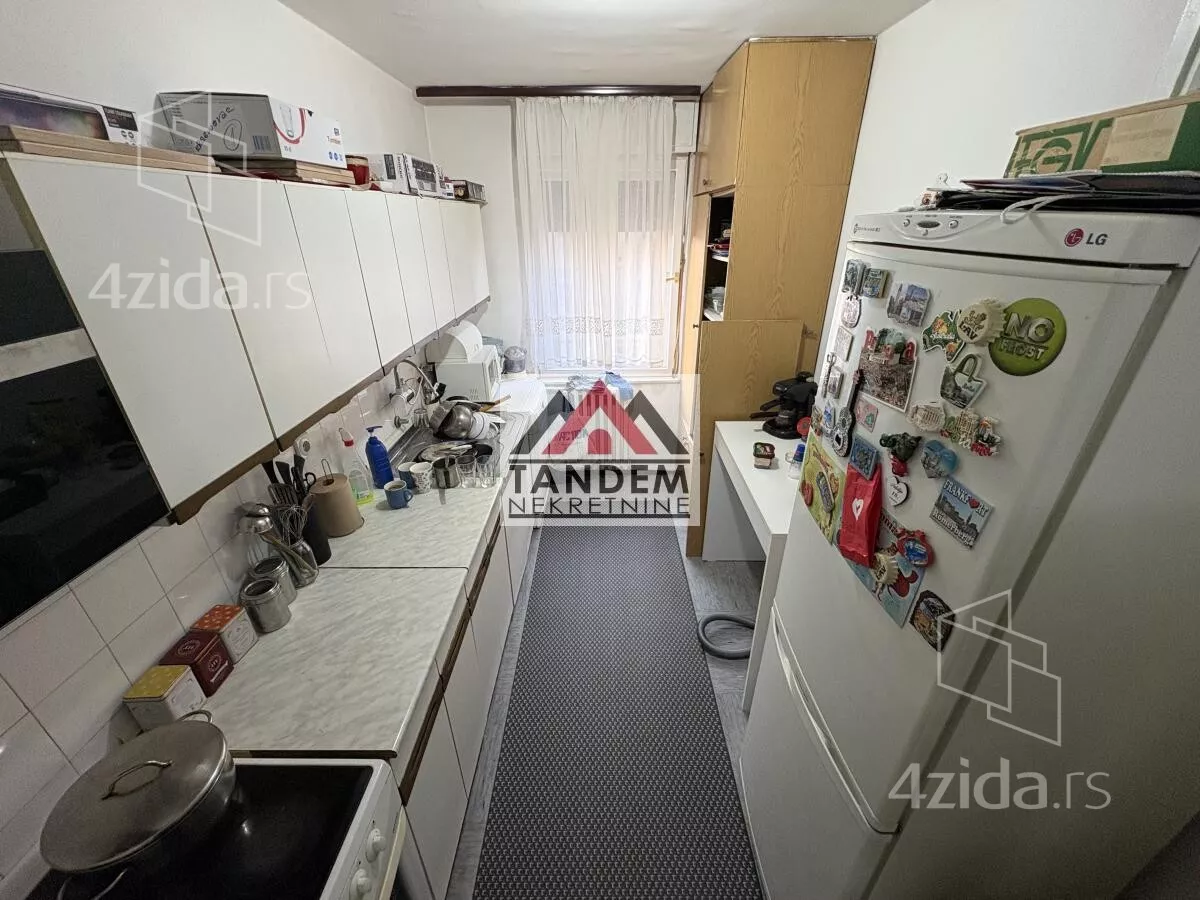 Četvoroiposoban stan | 4zida