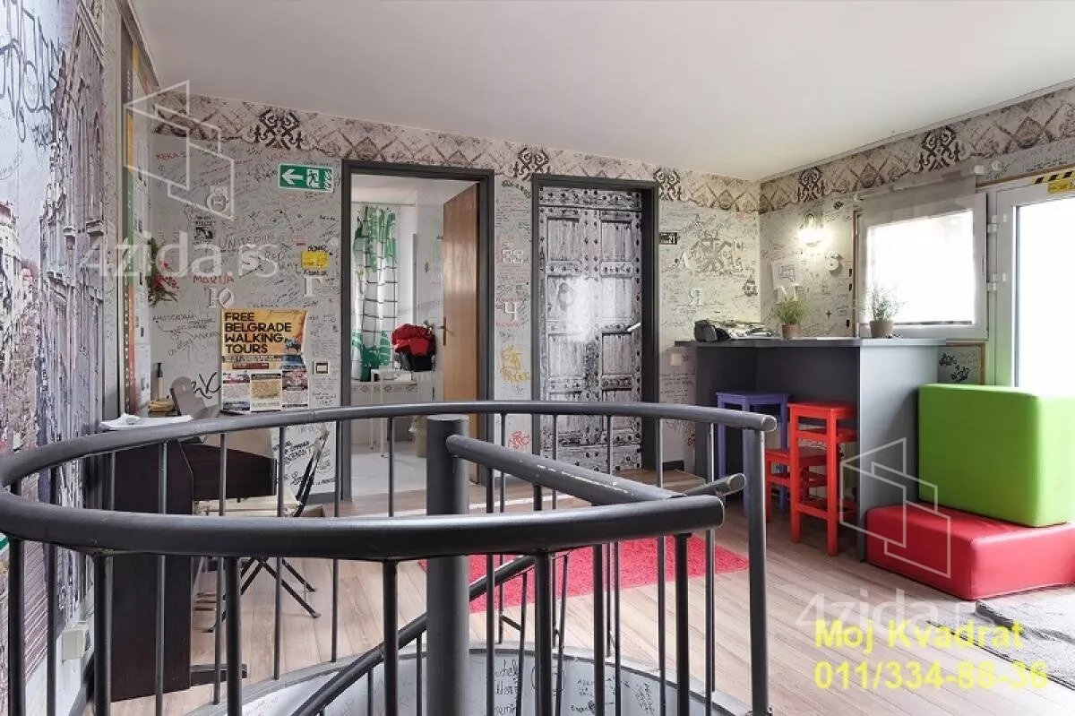 Šestosoban stan | 4zida