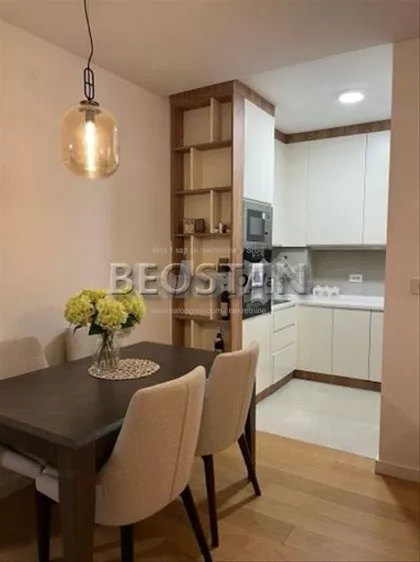 Tosin Bunar | 4zida.rs