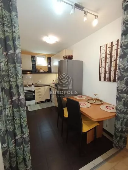 Zmaj Jovina | 4zida.rs