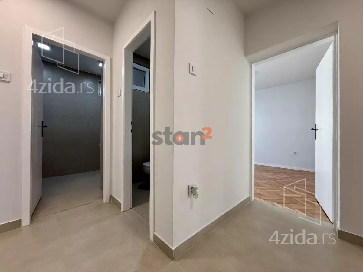 Troiposoban stan | 4zida