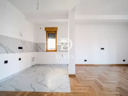 Ilindenska bb | 4zida.rs