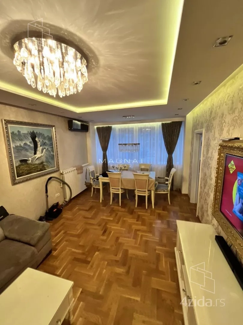 Troiposoban stan | 4zida