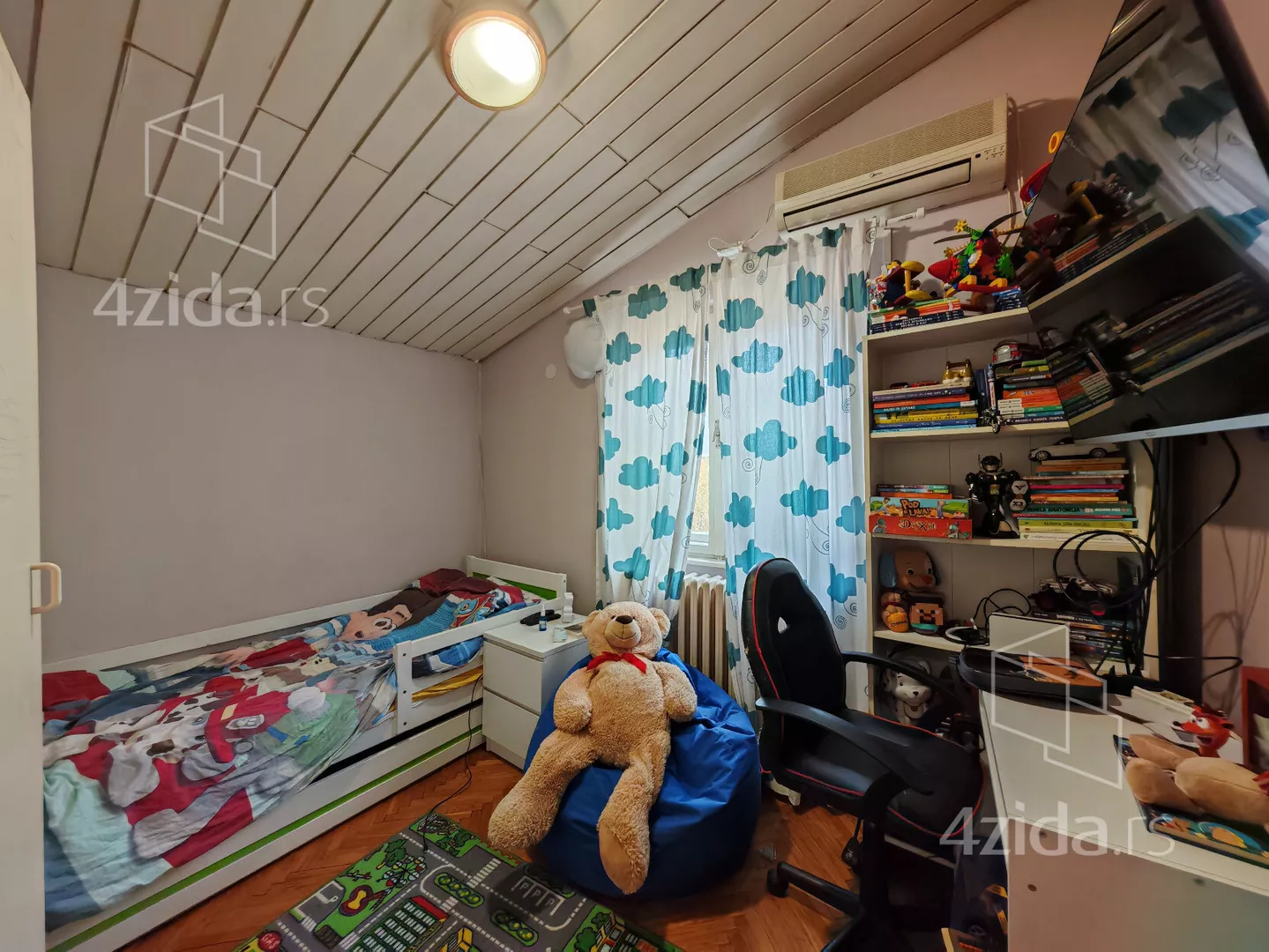 Troiposoban stan | 4zida