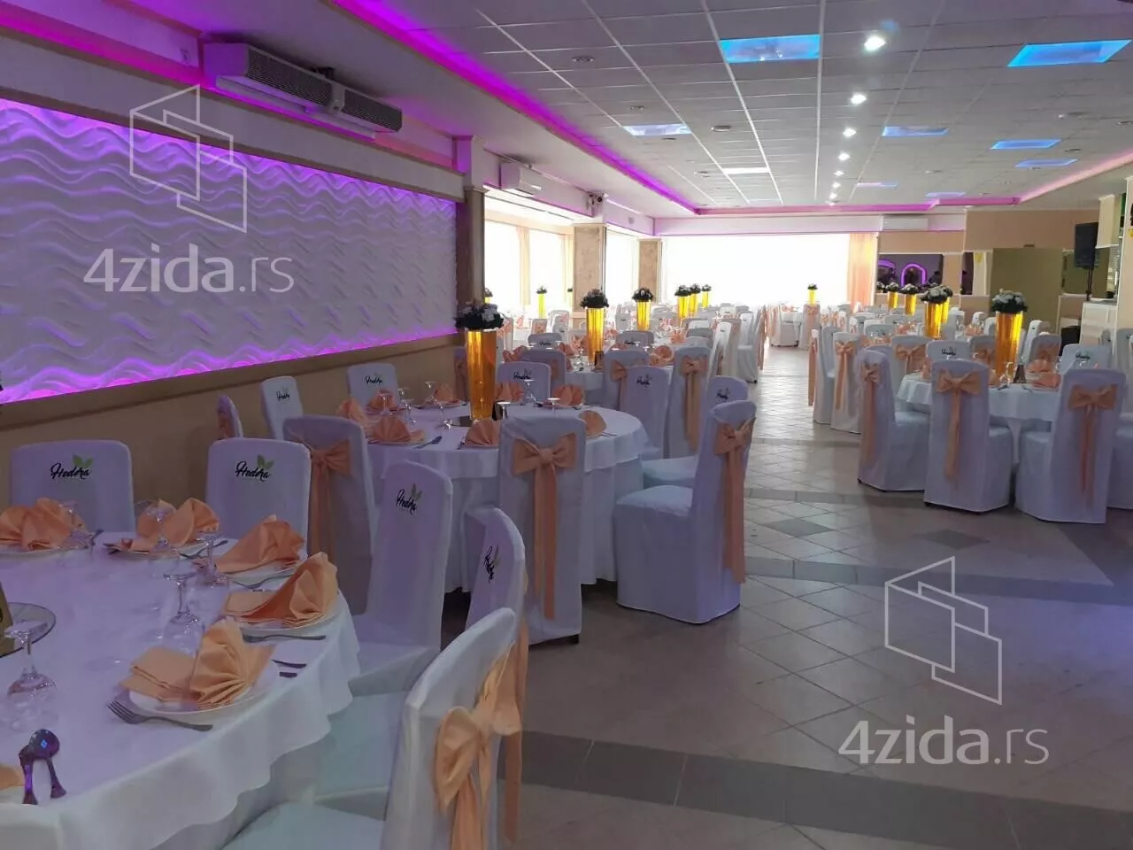 Poslovna zgrada | 4zida