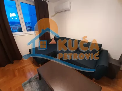 Cara Dušana | 4zida.rs