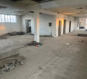 Maradik, Okolne lokacije, Inđija, hala | 4zida.rs