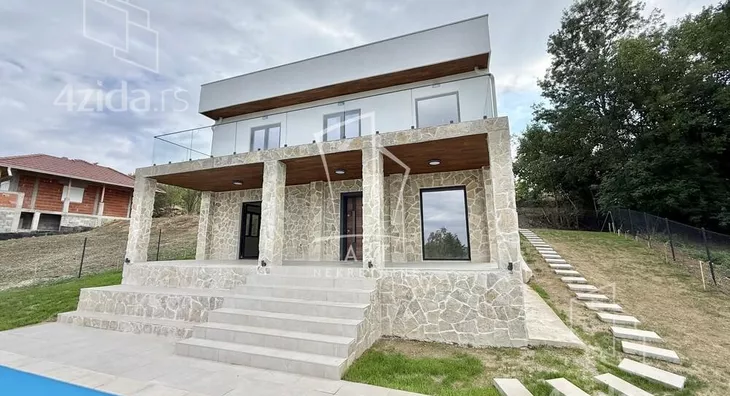 2-etažna kuća | 4zida