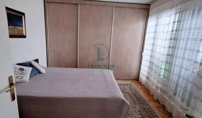 Četvoroiposoban stan | 4zida