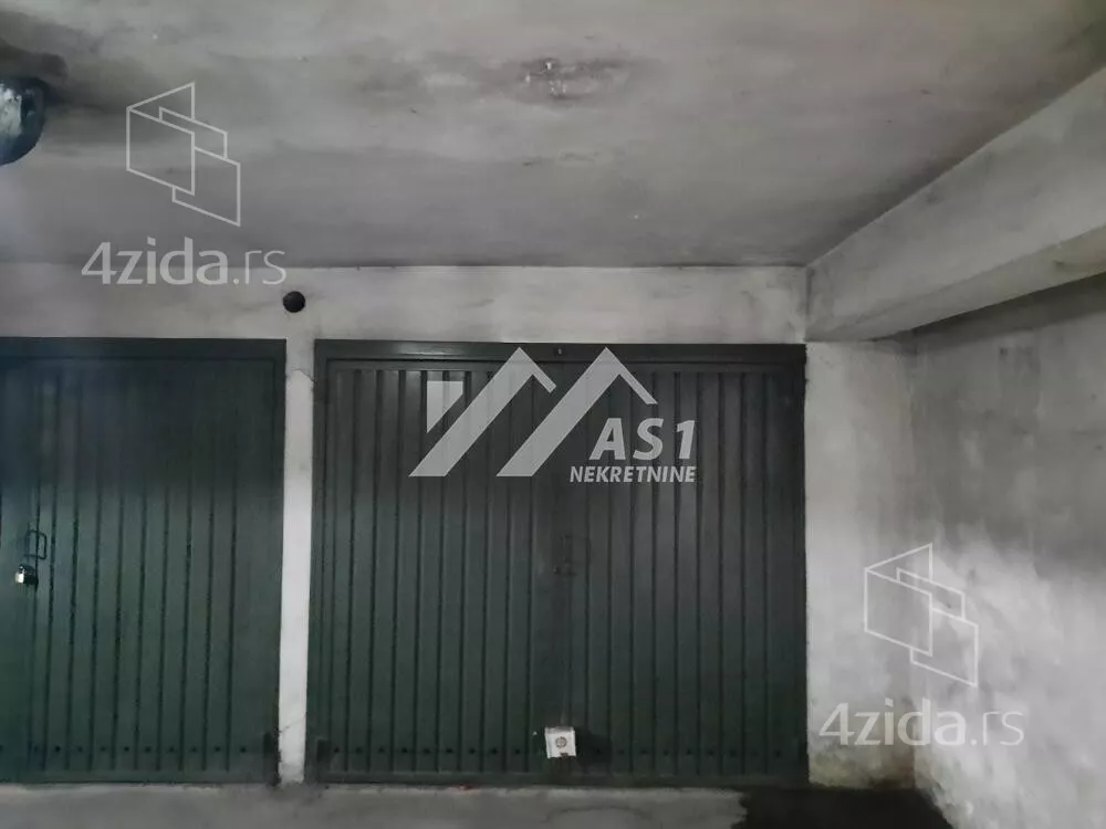 Garaža | 4zida