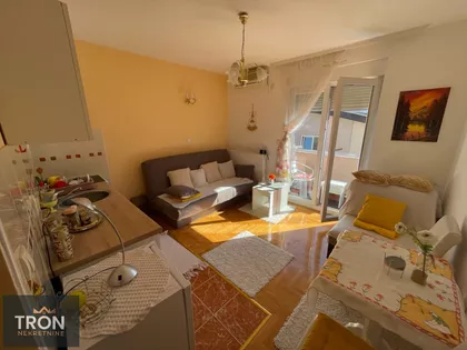 Nemanjina | 4zida.rs