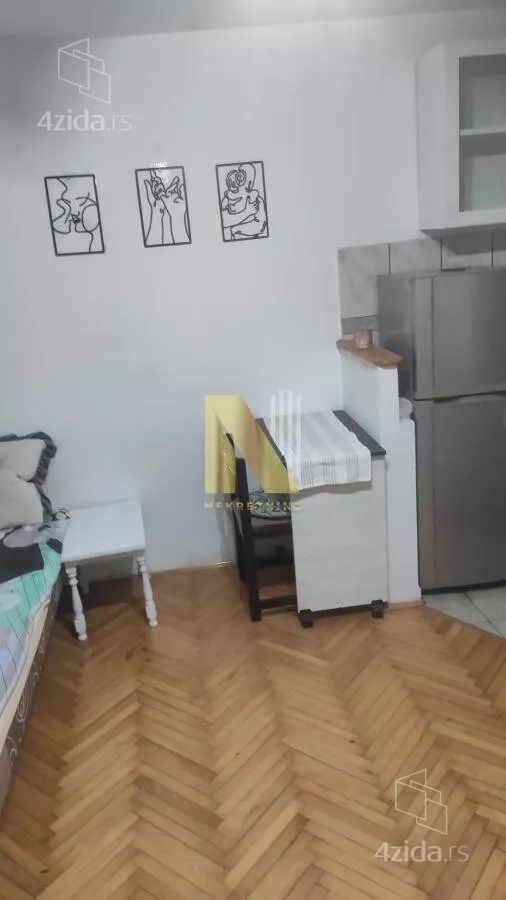 Garsonjera | 4zida