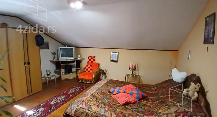 Kuća | 4zida