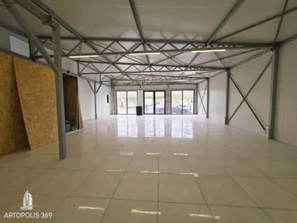 Mali Mokri Lug | 4zida.rs