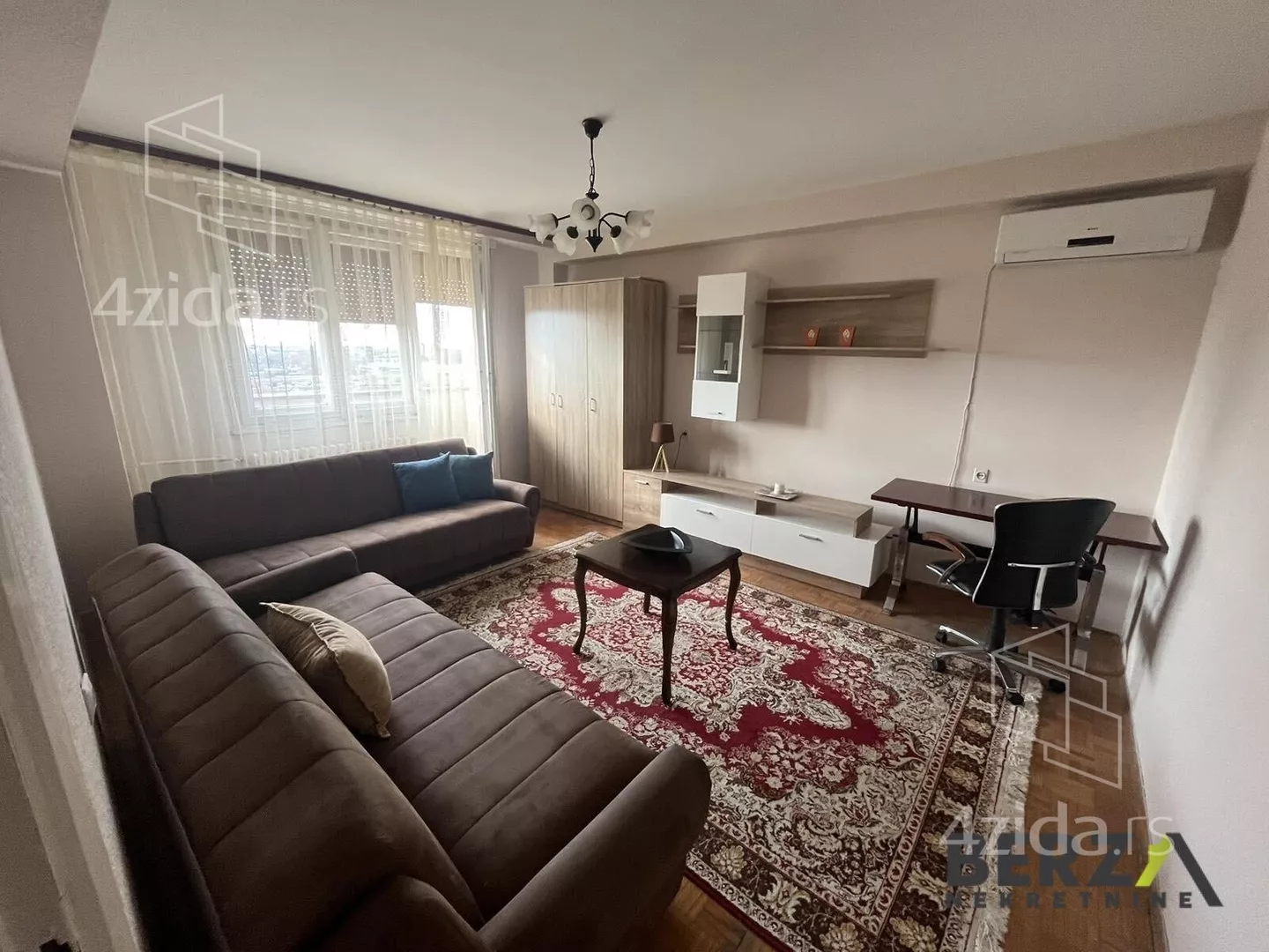 Petosoban stan | 4zida